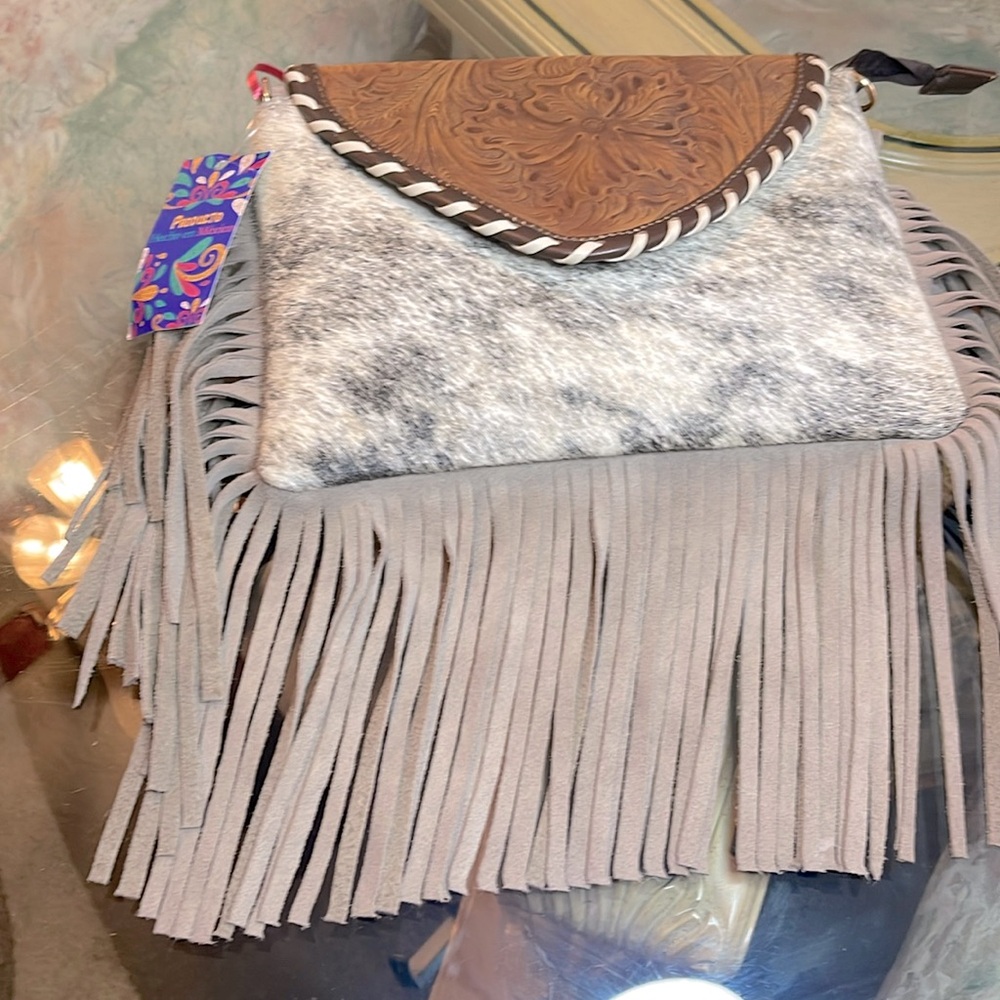 Producto artesanal mexicano made hand real leather